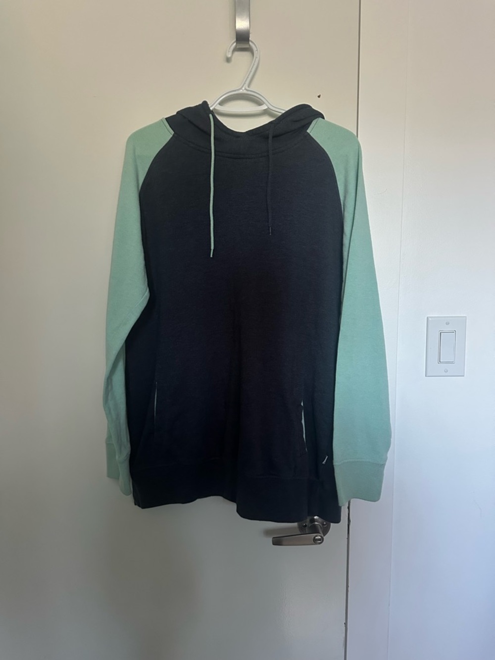 Women's Two-Tone Hooded Sweatshirt - Black with Mint Sleeves
